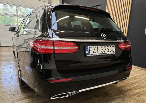 Mercedes-Benz Klasa E cena 102900 przebieg: 175000, rok produkcji 2018 z Świnoujście małe 781